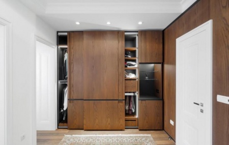 Pose de placards sur mesure : optimiser vos espaces de rangement